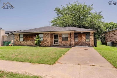 /international/us/912-n-henrietta-street-henrietta-tx-110100064679/