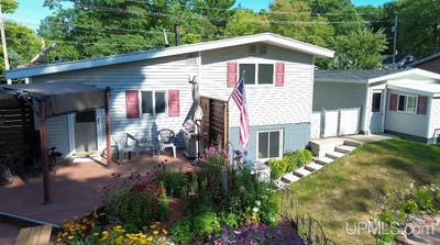 /international/us/1619-woodland-avenue-marquette-mi-110119935288/