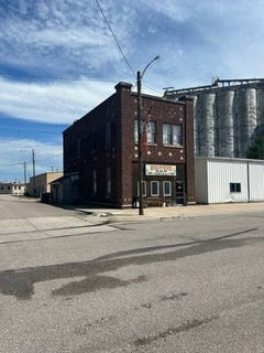 /international/us/3014-commercial-ave-giltner-ne-110085838384/