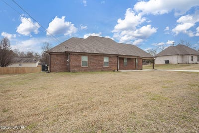 /international/us/47-harris-drive-brownsville-tn-110105067996/