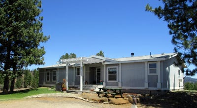 /international/us/24051-moccasin-lane-chiloquin-or-110098465193/