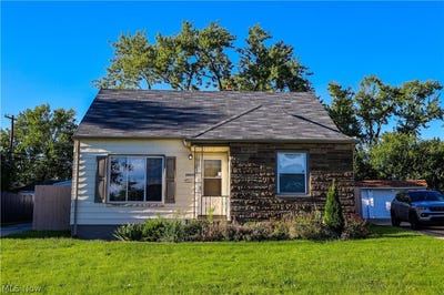 /international/us/20657-bowling-green-road-maple-heights-oh-110119990470/