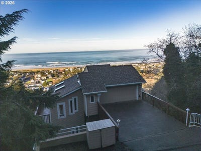 /international/us/333-pacific-view-dr-rockawaybeach-or-110106697452/