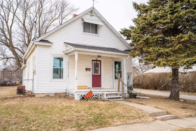 /international/us/309-e-10th-street-s-newton-ia-110105530457/