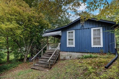 /international/us/361-austin-street-blue-ridge-ga-110120123127/