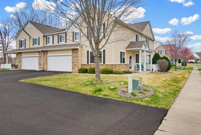 /international/us/18631-97th-place-n-maple-grove-mn-110107554655/