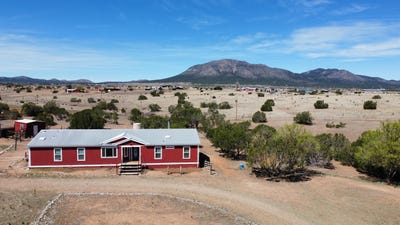 /international/us/81-nugent-road-edgewood-nm-110106788538/