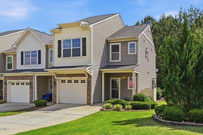 /international/us/121-cypress-hill-lane-holly-springs-nc-110108547456/