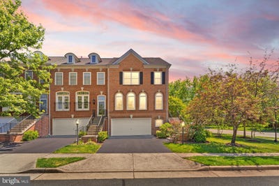 /international/us/19084-grouse-terrace-leesburg-va-110107983759/