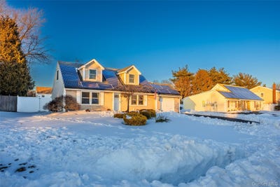 /international/us/7-woodbrook-drive-ridge-ny-110106174029/