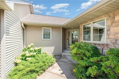 /international/us/5593-129th-drive-n-hugo-mn-110101317343/