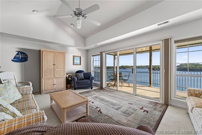 /international/us/904-e-harbour-towne-drive-lake-ozark-mo-110120156883/