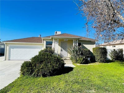 /international/us/8465-quartz-avenue-winnetka-ca-110108232099/