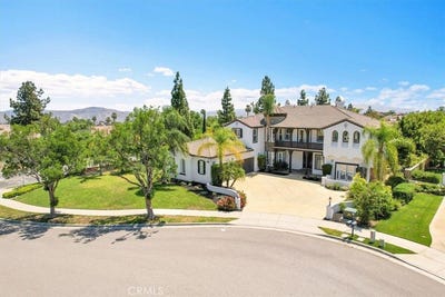 /international/us/3795-peregrine-circle-corona-ca-110107873932/