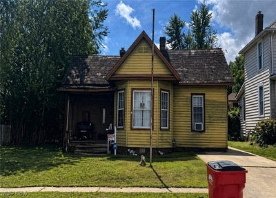 /international/us/138-taylor-street-crooksville-oh-110107484982/