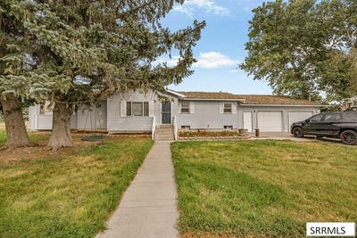 /international/us/14122-n-5th-e-idaho-falls-id-110119668172/