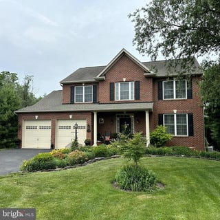 /international/us/1736-carrera-drive-chambersburg-pa-110100582101/