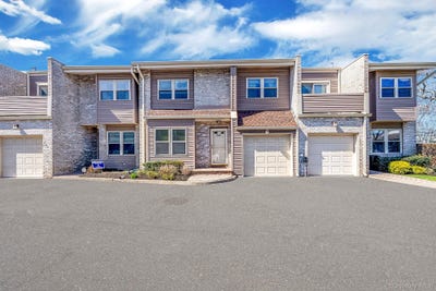 /international/us/2840-nicole-court-oceanside-ny-110107212513/