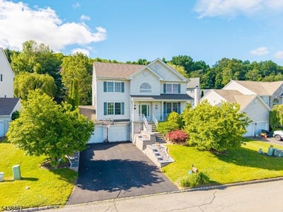 /international/us/5-pegasus-pl-washington-twp-nj-110108687994/