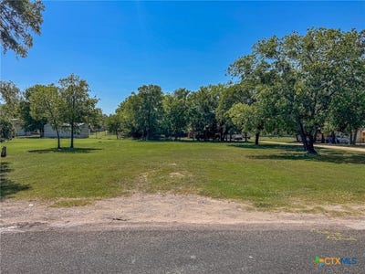 /international/us/606-s-lovers-lane-gatesville-tx-110101480007/