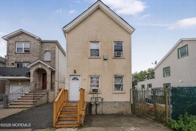 /international/us/212-port-avenue-elizabeth-nj-110109793923/