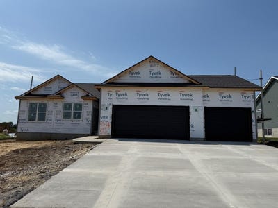 /international/us/4532-granite-ridge-road-cedar-falls-ia-110099671884/