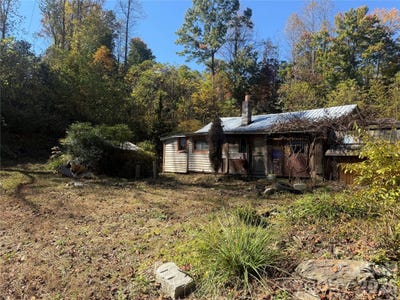 /international/us/240-old-toxaway-road-brevard-nc-110120664125/