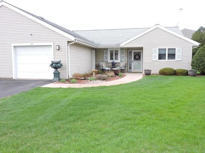 /international/us/623-shah-ave-fort-atkinson-wi-110105268002/