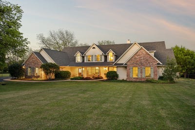 /international/us/111-stonecrest-road-argyle-tx-110107338275/