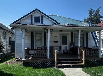 /international/us/1108-w-canal-street-winona-lake-in-110101102157/