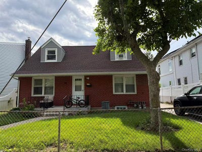 /international/us/61-grand-street-westbury-ny-110109004787/