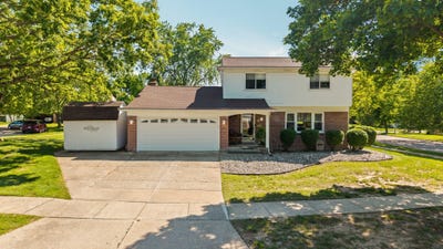 /international/us/534-forestbrooke-court-saline-mi-110108721243/