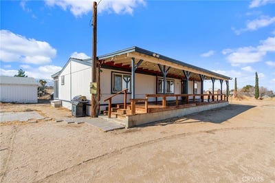 /international/us/11524-paramount-road-phelan-ca-110097174170/