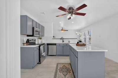 /international/us/12933-azure-heights-place-rhome-tx-110110191094/