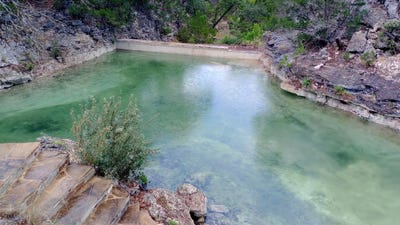 /international/us/-other-leakey-tx-110104018705/
