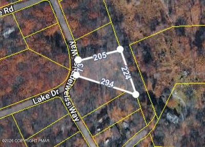 /international/us/812-lake-drive-henryville-pa-110106529348/