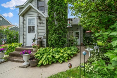/international/us/14-1st-avenue-nw-elbow-lake-mn-110109144135/