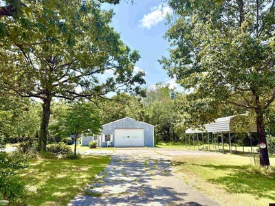 /international/us/3754-hwy-5-north-mountain-home-ar-110101402989/