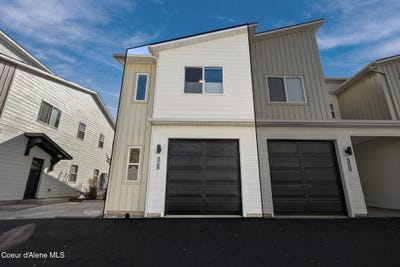 /international/us/3704-n-torrey-pine-ln-coeur-d-alene-id-110120510247/