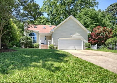 /international/us/215-amesbury-lane-newport-news-va-110107895695/