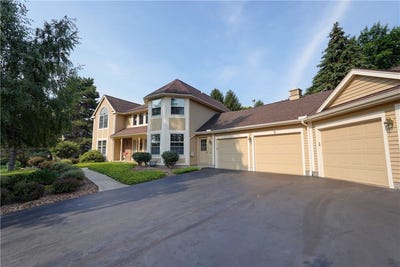 /international/us/9-foxboro-lane-fairport-ny-110109917149/