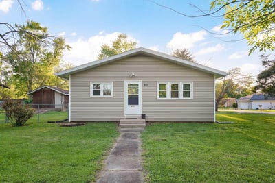 /international/us/301-s-poplar-street-nixa-mo-110107701380/