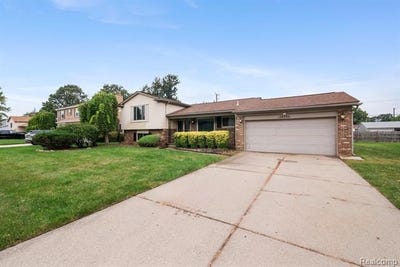 /international/us/38684-meadowlawn-street-wayne-mi-110110193770/