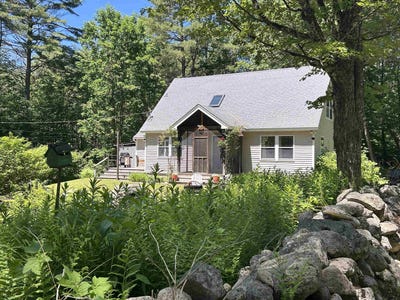 /international/us/57-oak-lane-jamaica-vt-110109342195/