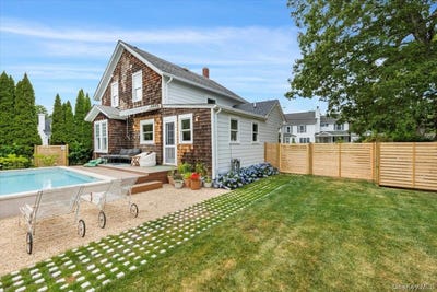 /international/us/19-new-jersey-avenue-bellport-village-ny-110103287662/