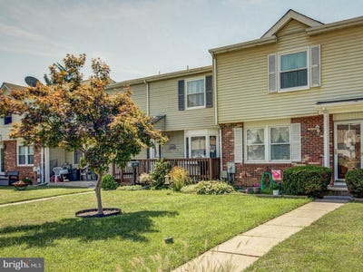 /international/us/12390-boncrest-drive-reisterstown-md-110107963116/