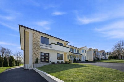 /international/us/31-gedney-way-white-plains-ny-110105794478/