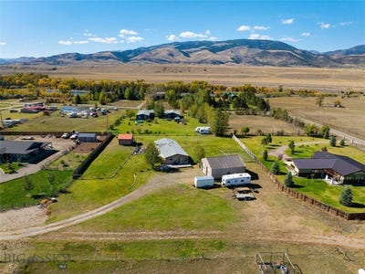 /international/us/3-wigwam-court-livingston-mt-110120043908/