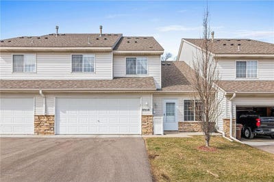 /international/us/8958-pheasant-lane-saint-bonifacius-mn-110107208702/
