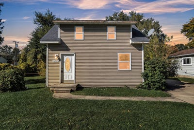 /international/us/12023-norborne-avenue-redford-mi-110120559580/